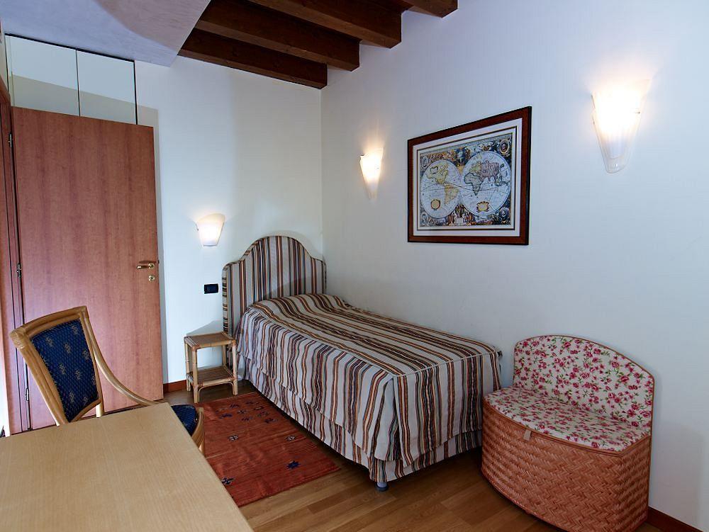 Palazzo Brando - Living Apartments Treviso Luaran gambar