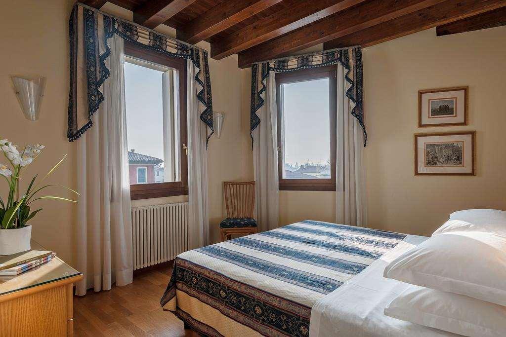 Palazzo Brando - Living Apartments Treviso Bilik gambar